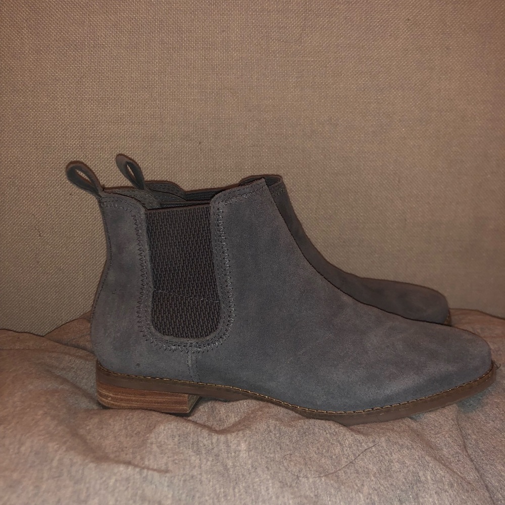 Grey Toms Booties!